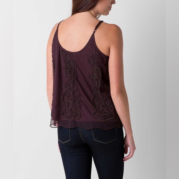 BKE BOUTIQUE Embroidered Tank Top - Picture 2 of 10